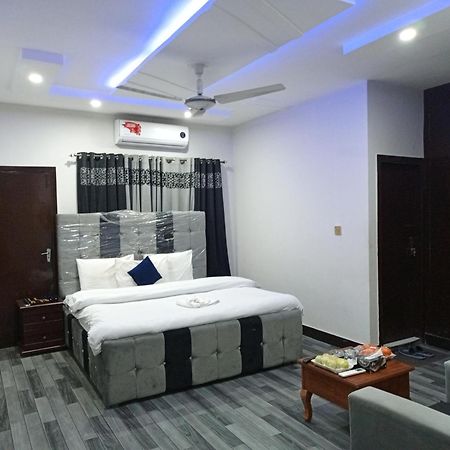 Decent Lodge Guest House Islamabad Exterior photo